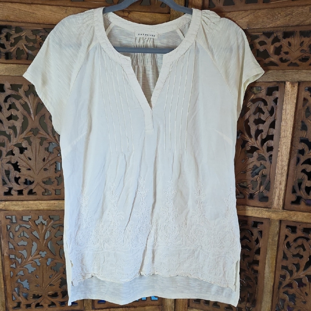 Elegant Cream Blouse with Lace by RETROLOGY